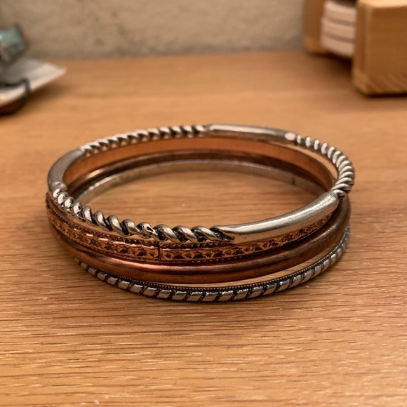 Set of bracelets from Buckle - Picture 4 of 12